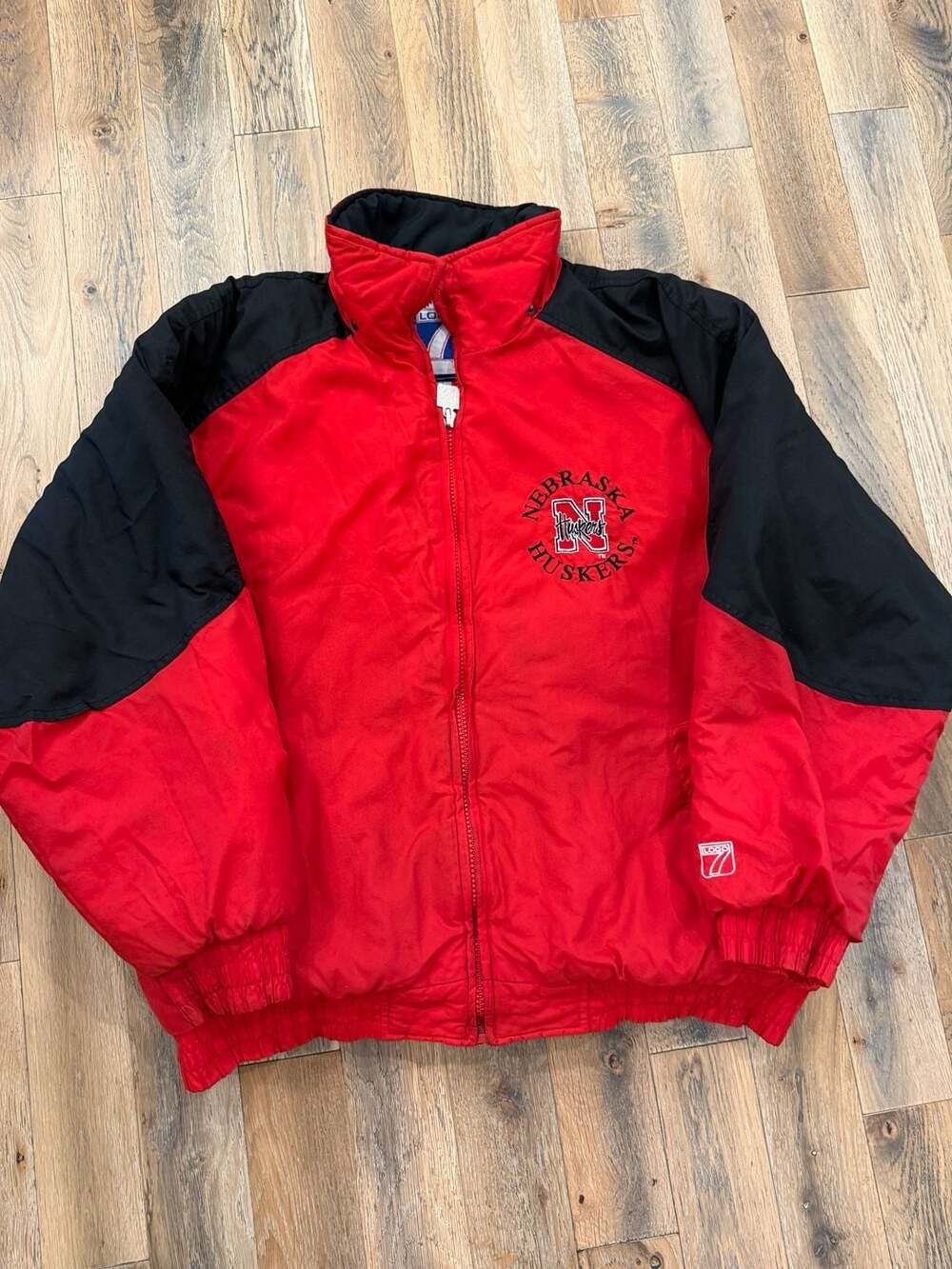Vintage Logo 7 Nebraska Huskers Jacket Size XL Red Black Full Zip